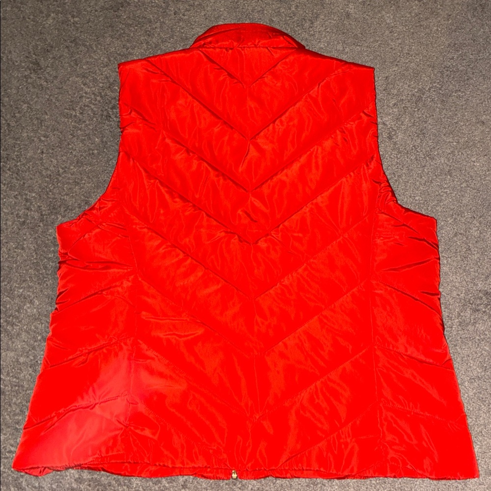 Michael Kors Vibrant Red Quilted Puffer Vest Womans XL NWT $125 MSRP - Picture 4 of 4